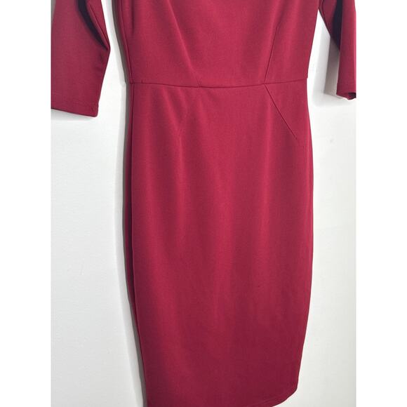 ⭐️ 3/$20 Lulus Burgundy Red Off Shoulder Mini Dress Size Medium - Picture 4 of 8